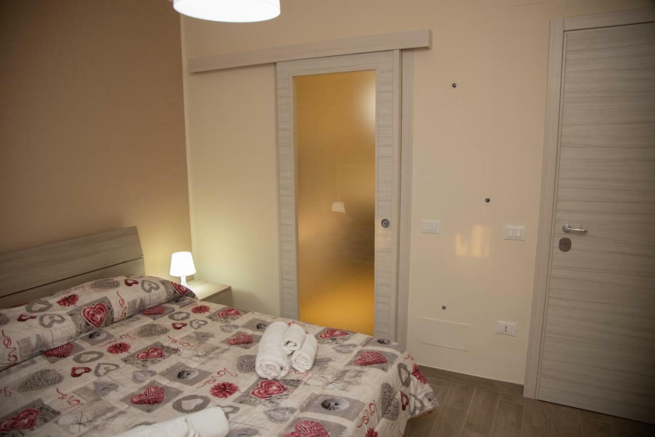 B&B Miramare Suite Taranto Exterior foto