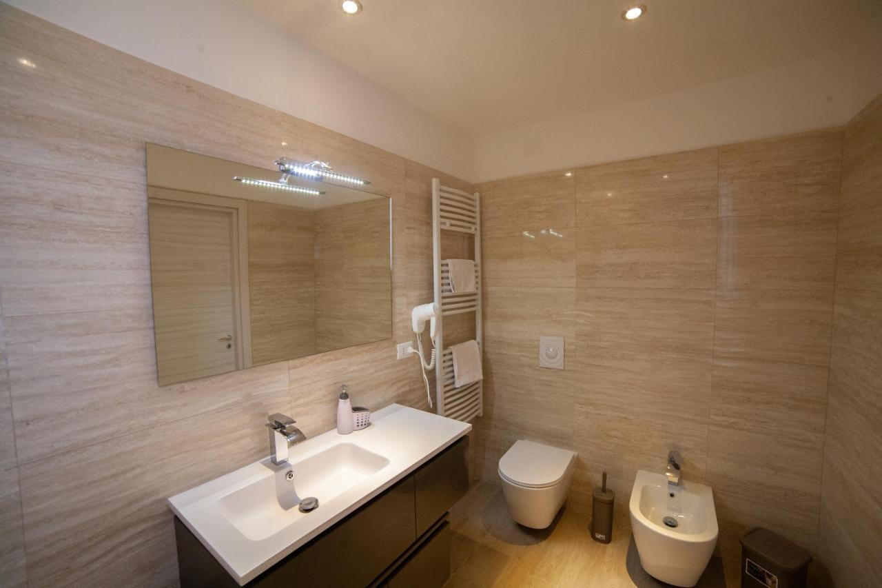 B&B Miramare Suite Taranto Exterior foto